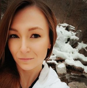 Meet your Posher, Adriana